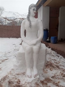 Mughal Princess made from snow