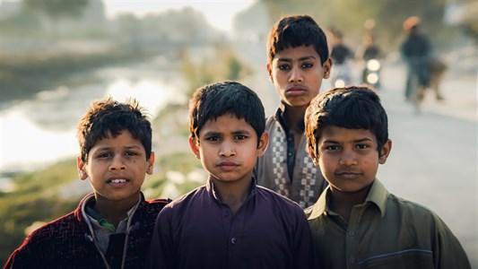 Kids posing for picture 