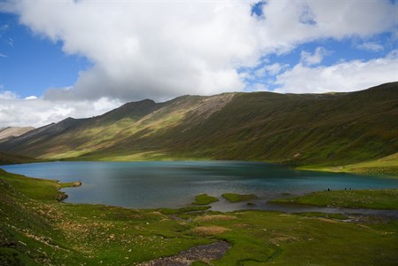 Duipatsar Lake