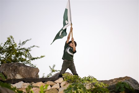  celebrating Pakistan independence day 
