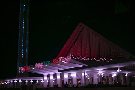 Faisal Masjid Side view
